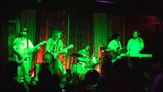Earthchaser - The Heavy Pets @ The Funky BUddha 08-19-2011 смотреть онлайн