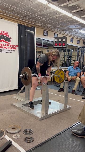Women's Open World Record Strict Curl 112.4lbs @165 Weight Class #shorts смотреть онлайн