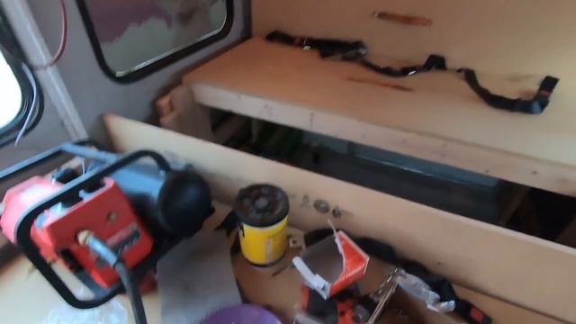 FINISHING UP THE BUS AND TEST DRIVE! смотреть онлайн
