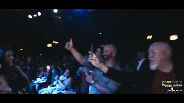 LEONI TORRES - Clip Resumen Oficial - Concierto Flamingo Theater Bar смотреть онлайн