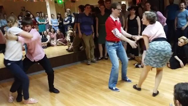 Золотой павлин 2014 [3] смотреть онлайн