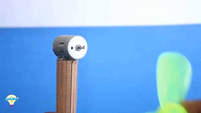 How to Make an Electric Table Fan Using Cardboard - Very Easy DIY At Home смотреть онлайн