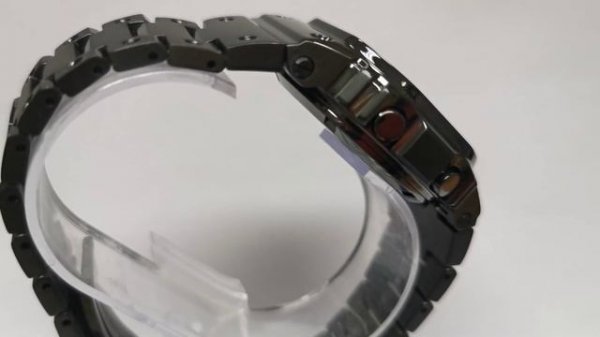 Casio G-SHOCK GMW-B5000GD-1E Module 3459 Solar powered Wave ceptor 2019