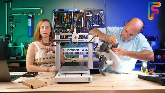 Bambu Lab A1 - Novice Unboxes First Printer Live!