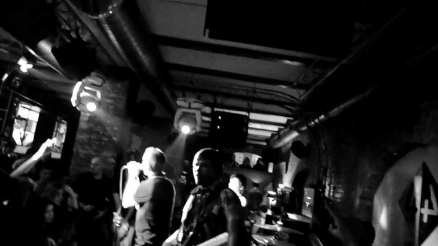 Роллікс - Зупини час (live in Kyiv club 44) смотреть онлайн