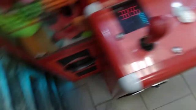 потратили много денег на большую утку смотреть онлайн