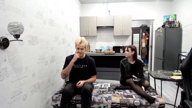 ВЛАД МАФАНЯ ТРАХНУЛ ДЕВУШКУ НА СТРИМЕ