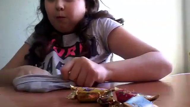 ПРОБУЮ КОНФЕТЫ,С КАФЕ ЛУКОМОРЬЕ!!!! смотреть онлайн