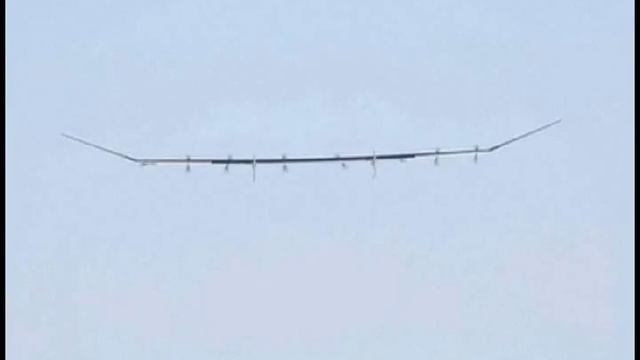 Chinese Solar Powered Unmanned Plane Caihong Flies at 65,000 feet смотреть онлайн