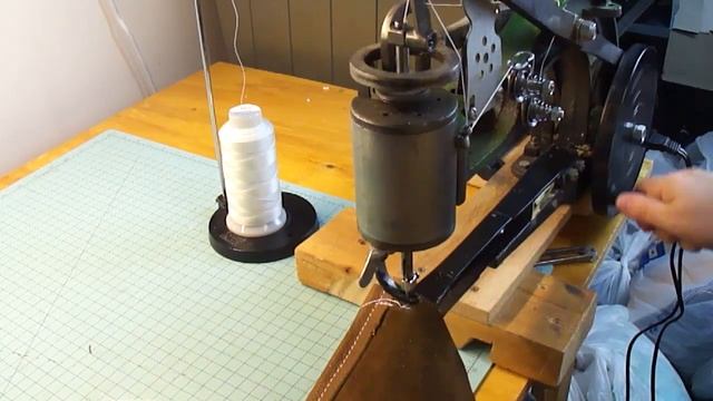 How To Put a Motor on a China Shoepatcher Sewing Machine смотреть онлайн