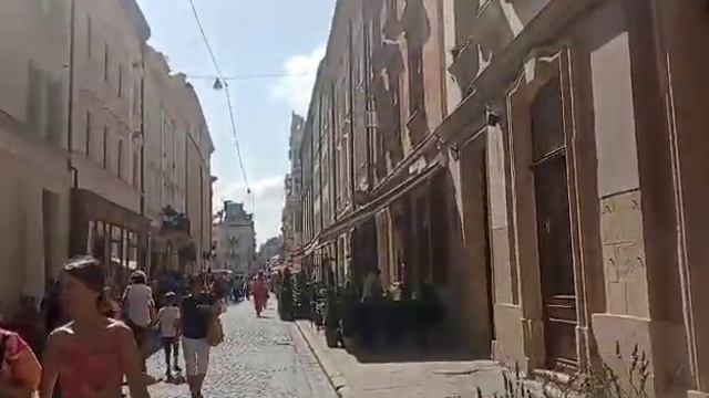 Львов,19 августа 2022г. Прогулка смотреть онлайн