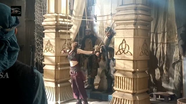 Tunisha Sharma PASSES AWAY At The Age Of 20; Hangs Herself On The Sets Of Ali Baba | Fans In SHOCK смотреть онлайн