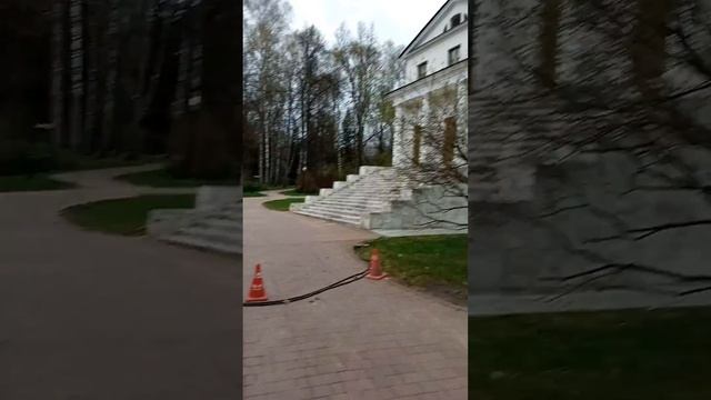 парк музей Остафьево прогулка. смотреть онлайн