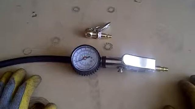 Dual Chuck Tire Inflator With Dial Gauge And Tire Chuck With Lock-On Lever 03 смотреть онлайн