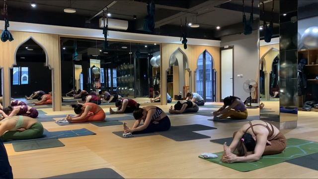 20 Minute Morning Seated Yoga Class For Full Body Weight Loss | Weight Loss Yoga @masteryoga2.0 смотреть онлайн
