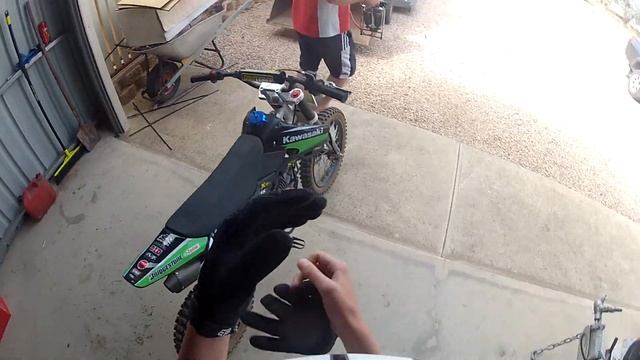 Kawasaki Themed Pitpro 140cc (GoPro Hero 2 1080p) Part 1 смотреть онлайн