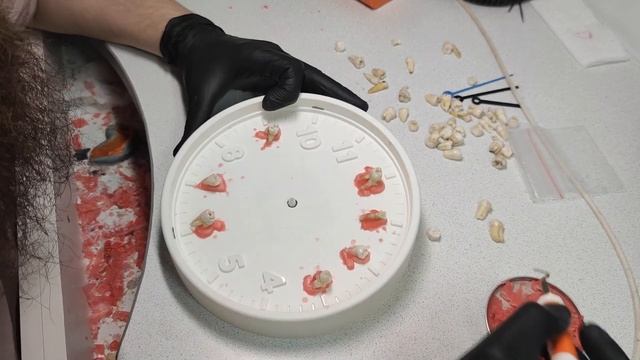 Зубные часы. Dental clock. Необычная переделка часов смотреть онлайн