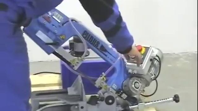 FIERATRAIE DE BANC "ARG 130" Pilous смотреть онлайн