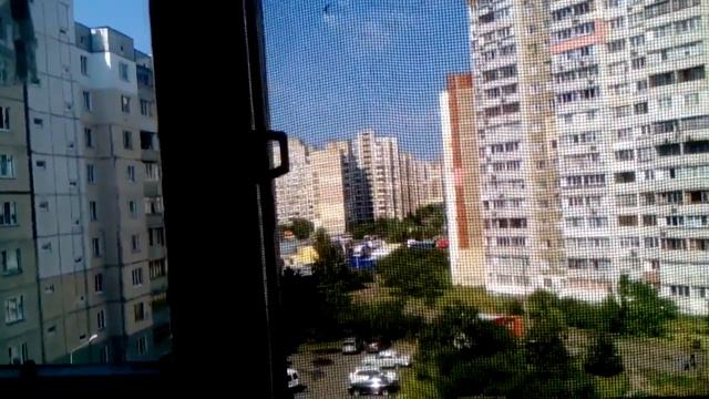 СИРЕНАГОЛОВЫЙ ПУГАЕТ МЕНЯ ОН БЛИСКО! смотреть онлайн