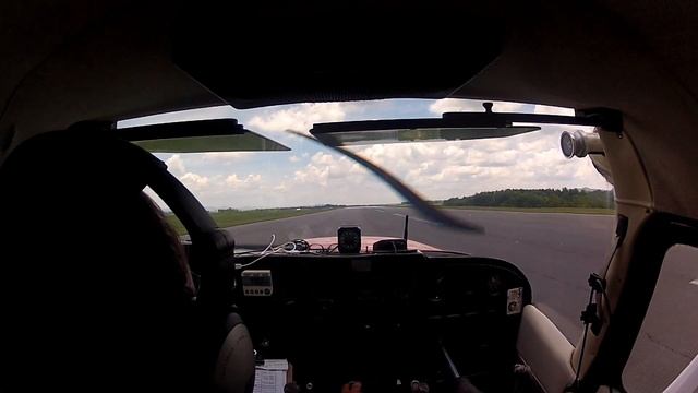 Cessna 172 DENSITY ALTITUDE EFFECT ON TO - KLWB смотреть онлайн