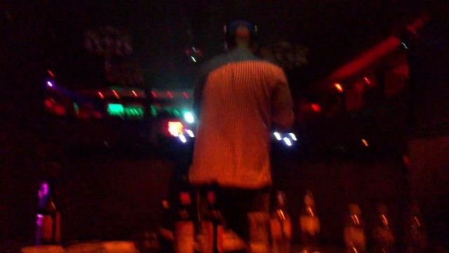Dj Kosmos en Nitsa Club-Apolo смотреть онлайн