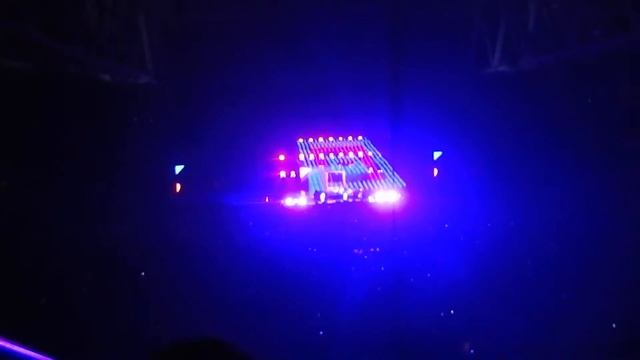 Red Hot Chili Peppers - Californication (Live at Tele2 Arena, Stockholm, Sweden 10/9 - 2016) смотреть онлайн