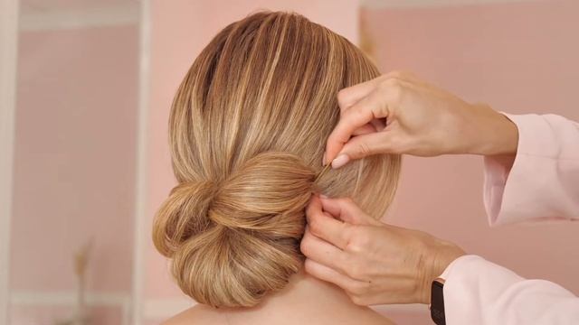 ✨ Quick & Easy Wedding Hairstyles - Perfect for Brides and bridesmaids ! Low Bun ✨ смотреть онлайн