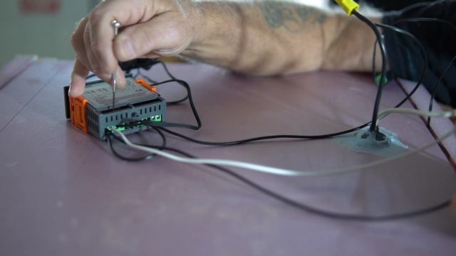 InkBird ITC 1000F - Incubator Wiring Guide смотреть онлайн