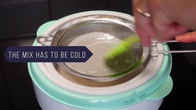 Very easy Thai Coconut Ice Cream 🥥🍧 served as a Thai style 🇹🇭 смотреть онлайн