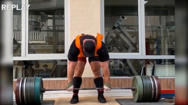 Ivan Just Deadlifted 490 kg (Why It Might Be A Bad Thing) смотреть онлайн