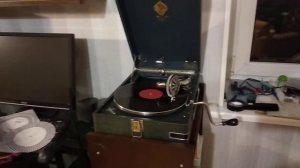 Патефон модели ПТ-3,  серия 01 1935г. 1-й Ленинградский Граммофонный Завод.