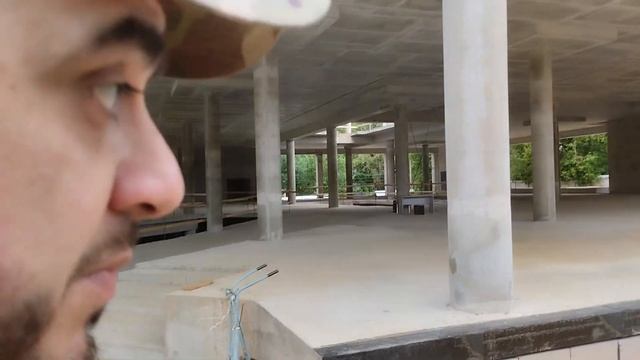 Депутаты на стройке кинотеатра "Мечта" на Каширском шоссе. 19 июля 2022 года смотреть онлайн