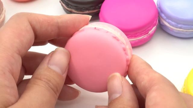 cute pink macaron white center squishy смотреть онлайн