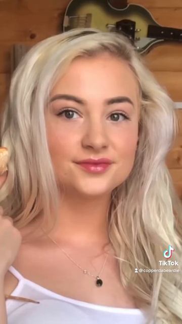 ✨Seeing How Alike Tigger The Bearded Dragon & I Look!✨ смотреть онлайн