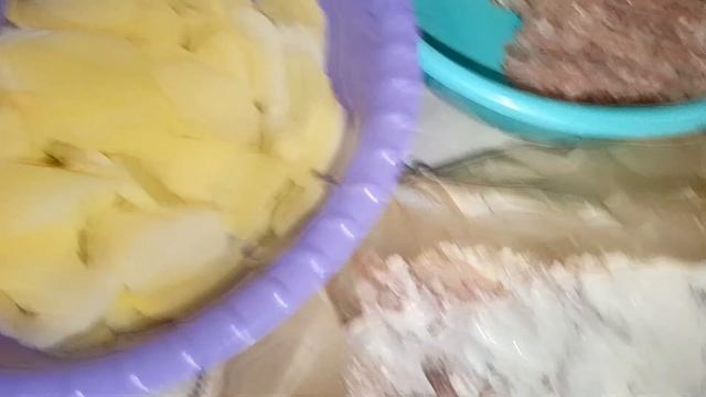 Нежнейшая запеканка из фарша и картошки☺