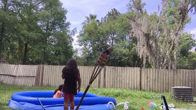 #PRANK #SIS #VS #BRO #PHONE IN #POOL | (SHE CRIES!!) смотреть онлайн