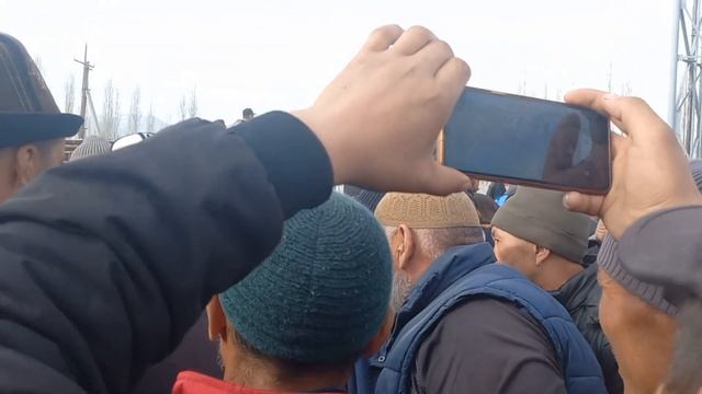 Кыргызстан Ноокат рынок лошадей,Конный рынок,Ноокат ат базар! смотреть онлайн