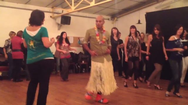 Présentation de Dançar Kizomba Bordeaux (DKB) смотреть онлайн
