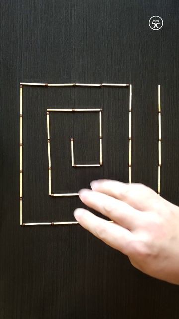 Из 35 спичек выложена спираль. Переложите 4 спички так, чтобы получилось 3 квадрата 🧐 смотреть онлайн