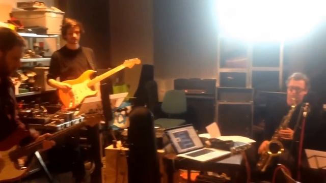 KruPa & The Genes - Bessie's Rage (Maarten Hogenhuis) смотреть онлайн