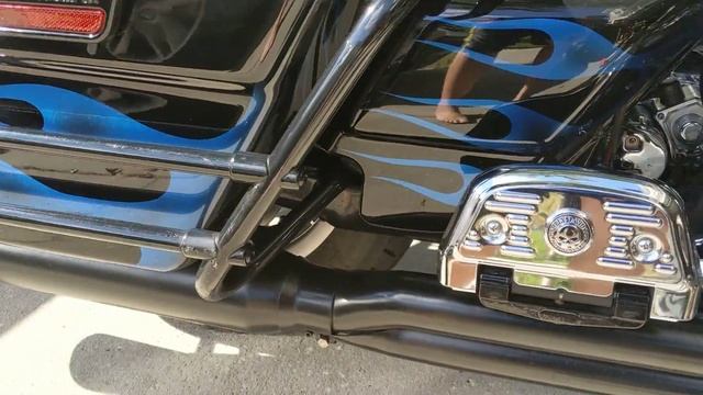 Harley Davidson Exhaust barbecue paint video follow-up смотреть онлайн