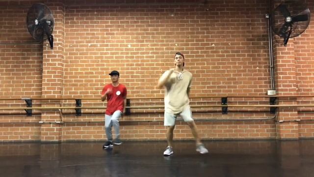 “PLOT TWIST” by Marc E. Bassy ft. Hailee Steinfeld | Choreography by Chris Bautista смотреть онлайн