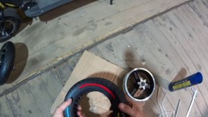 Забортовка литой покрышки электросамоката