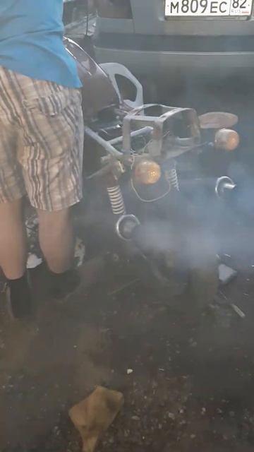 ява 638.на видео дымит. поменял сальник коленвала теперь все нормально смотреть онлайн