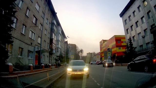 Движение на автомобиле по Тюмени до таможни и на Киевскую смотреть онлайн