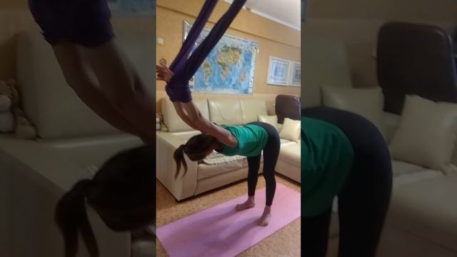 Аэройога. Компенсация после прогибов и вытяжения. смотреть онлайн