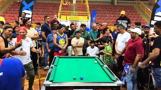 Com apenas 11 anos ASSUSTOU o Baianinho de Mauá 😱 #sinuca #baianinho #billiards #8ballpool смотреть онлайн