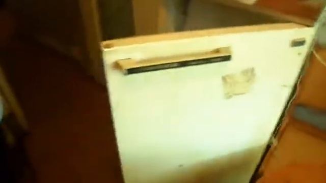 жизнь в холодильнике смотреть онлайн