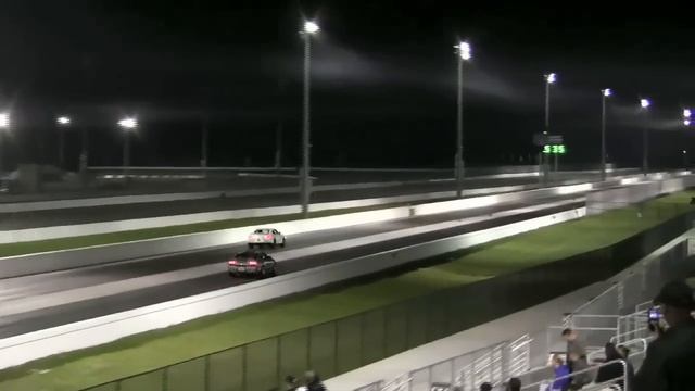Nissan GT-R runs 10.7 @ 132 MPH смотреть онлайн