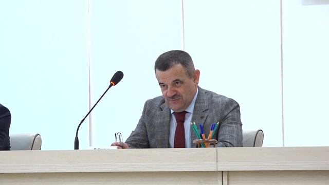 Аппаратное совещание: прогнозные показатели и трудоустройство молодежи смотреть онлайн